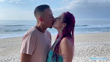 Sexo na praia com uma argentina safada ela engoliu minha piroka e pediu pika na sua bucetinha