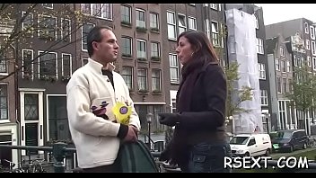 Babe gets licked and copulates