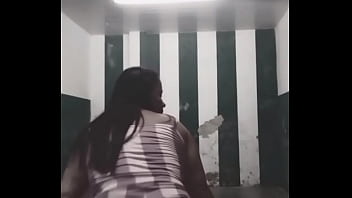 Lili gostosa com seu cuzão