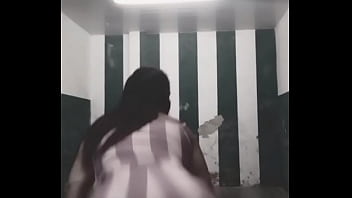 Lili gostosa com seu cuzão