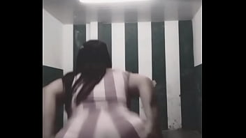 Lili gostosa com seu cuzão