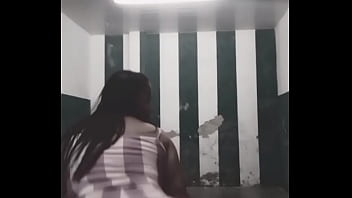 Lili gostosa com seu cuzão