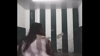 Lili gostosa com seu cuzão