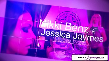 Jessica jaymes & nikki benz fuck each other big booty & big boobs