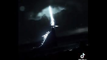 Valla infravalorado de mrd tu comentario me lo voy a tatuar en el fundillo para que en vez de tirar mrd tire lingotes de oro