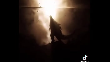 Valla infravalorado de mrd tu comentario me lo voy a tatuar en el fundillo para que en vez de tirar mrd tire lingotes de oro