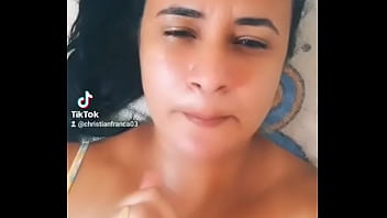 Excitadissima querendo beber porra