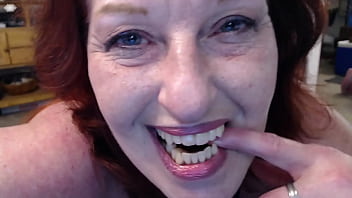 264 black top and orange shorts to wear exercising