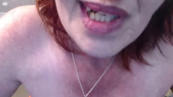 264 black top and orange shorts to wear exercising