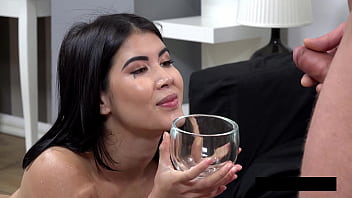 Piss tasting blowjob with lady dee by vipissy