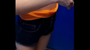 Tu viens te changer avec moi