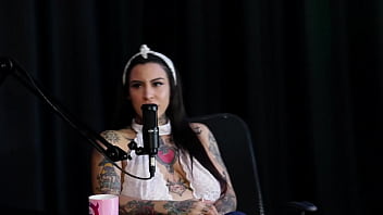 Os atendimentos que faz com as duas namoradas não ia curtir fazer gang bang com desconhecidos e quando foi pro motel lexi mallet sheer red