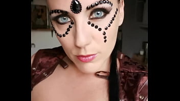 Si vous sortez l'après midi au pool party de l'abso spa venez me faire un