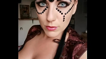 Si vous sortez l'après midi au pool party de l'abso spa venez me faire un