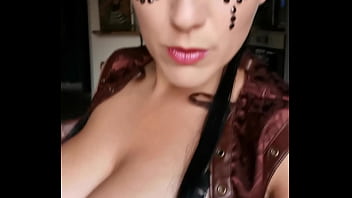 Si vous sortez l'après midi au pool party de l'abso spa venez me faire un