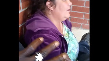 She loveto be a bone grill