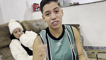 No banho com a boyceta cristal ortega gostosa peladinha