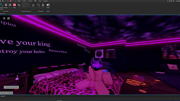 Hey uhh looking for someone here is my discord its m1ke