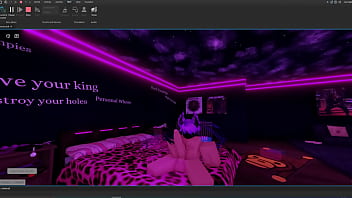 Hey uhh looking for someone here is my discord its m1ke