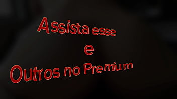 Gozando na bucetinha da esposa gostosa