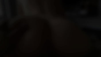 Gozando na bucetinha da esposa gostosa