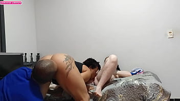 Encontrei uma amiga minha para realizar fantasias do meu boy