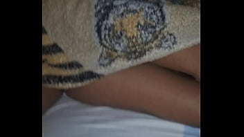 Ellie sanches filmada d pelo marido corninho