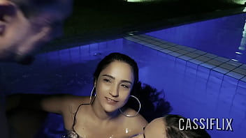 Se você não gozar vendo esse video você deve procurar um medico chupada deliciosa de duas bocas no pau completo no cassiflix