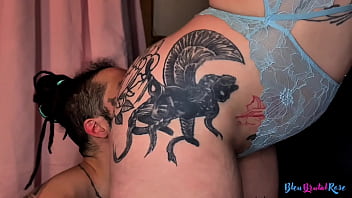 Blue bats hot curvy redhead thick milf face twerking butthole spreading getting her phat ass worshipped & pussy finger fucked