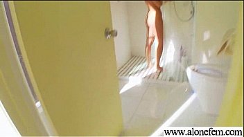 Lovely girl use all kind of things to masturbate vid 01
