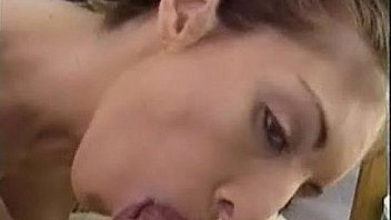 Hot chick kurious sucking cock like a pro