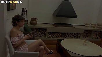 Traindo a confiança da minha amiga corna minha amiga estava na balada enquanto eu passei na casa dela chegando o marido estava no sofá eu puta como sou ja cheguei pelada pra ser fodida