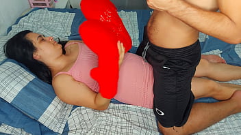 Primeira relação sexual esposa amadora tradicional faz seu primeiro video porno casal autêntico