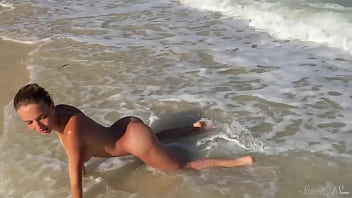 Stunning18 box bating blonde delilah touches her teen twat ocean side Stunning18 box bating blonde delilah touches her teen twat ocean side