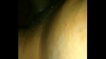 Minha safada mijando gostoso