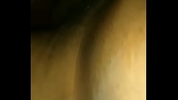 Minha safada mijando gostoso