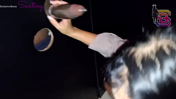 Meu marido me levou no swing para foder com todos