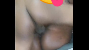 Big booty amateur bouncing on a dick