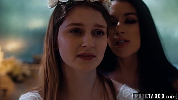 Alex coal seduces her stepsister in law at her own wedding