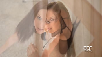 X rated expose glamour porn babe reveals all in interview