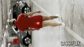 Provoquei negão gostoso até ele me foder no meio da rua no carro fudeu meu cu até encher ele de porra completo no cassiflix