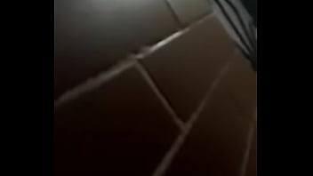 Marido vai trabalha ela vem me dá