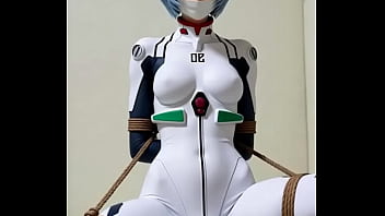 Rei ayanami bounded and struggling