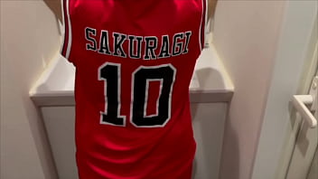 親友がコンビニ行ってる間に親友の妹とセックス。こんなにセックスは気持んだね と感謝する可愛い親友の妹。