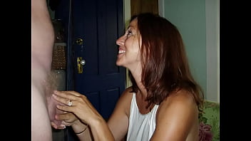 Sexy bnb owner candi annie paid by guest for blowjob