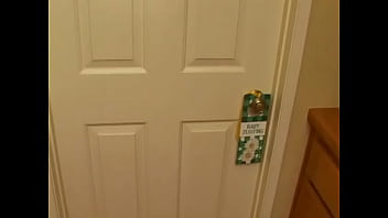 Nonton The Stepfather Came Into His Stepdaughter's Room And Came In Her Mouth thumbnail