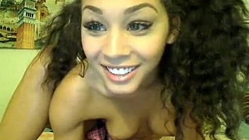 Slim and sexy lightskin shawty