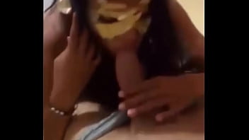 Me encanta saltar encima de mi esposo y luego tragarme todo su semen