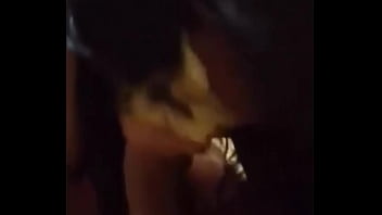 Me encanta saltar encima de mi esposo y luego tragarme todo su semen