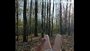 2025 04 08 esclave f autoséance en extérieur truie fouisseuse